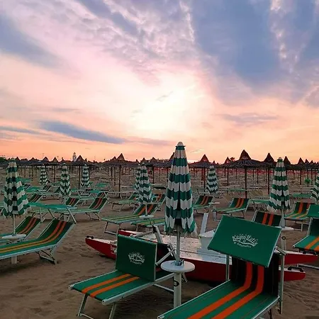 Le Stanze Di Diana Alojamento de Acomodação e Pequeno-almoço Cesenatico